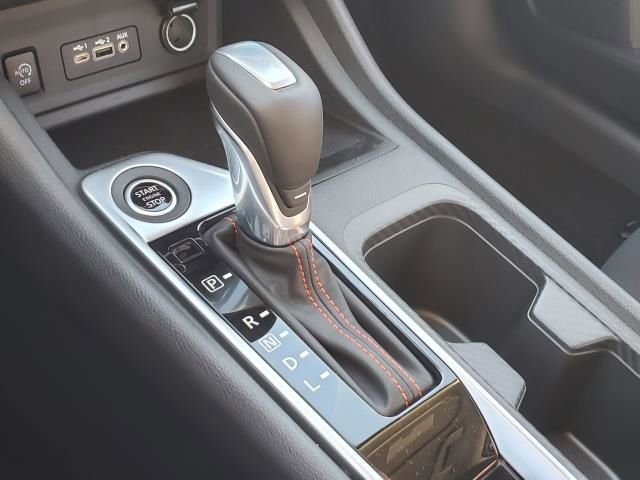 New 2025 Nissan Sentra SR image 29