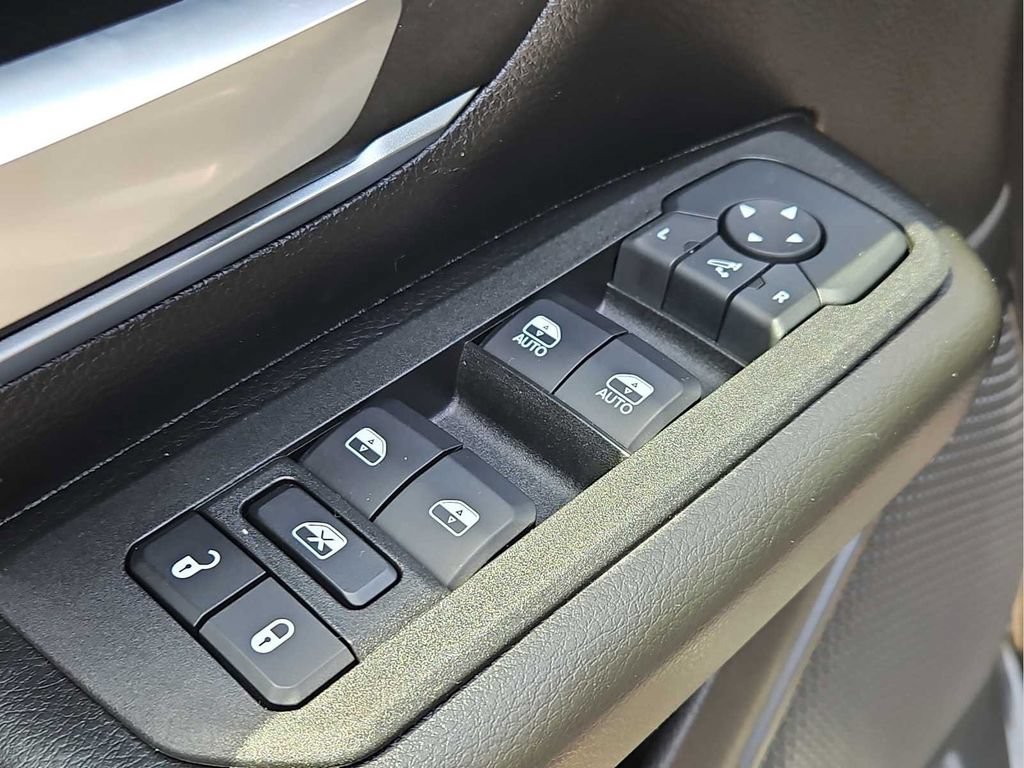 Used 2025 RAM 1500 Big Horn AWD/4WD image 21
