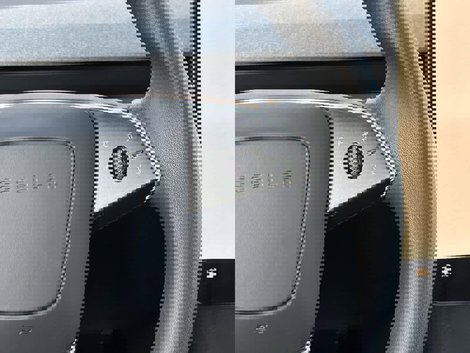 Used 2024 Tesla Model 3 Standard Range image 14