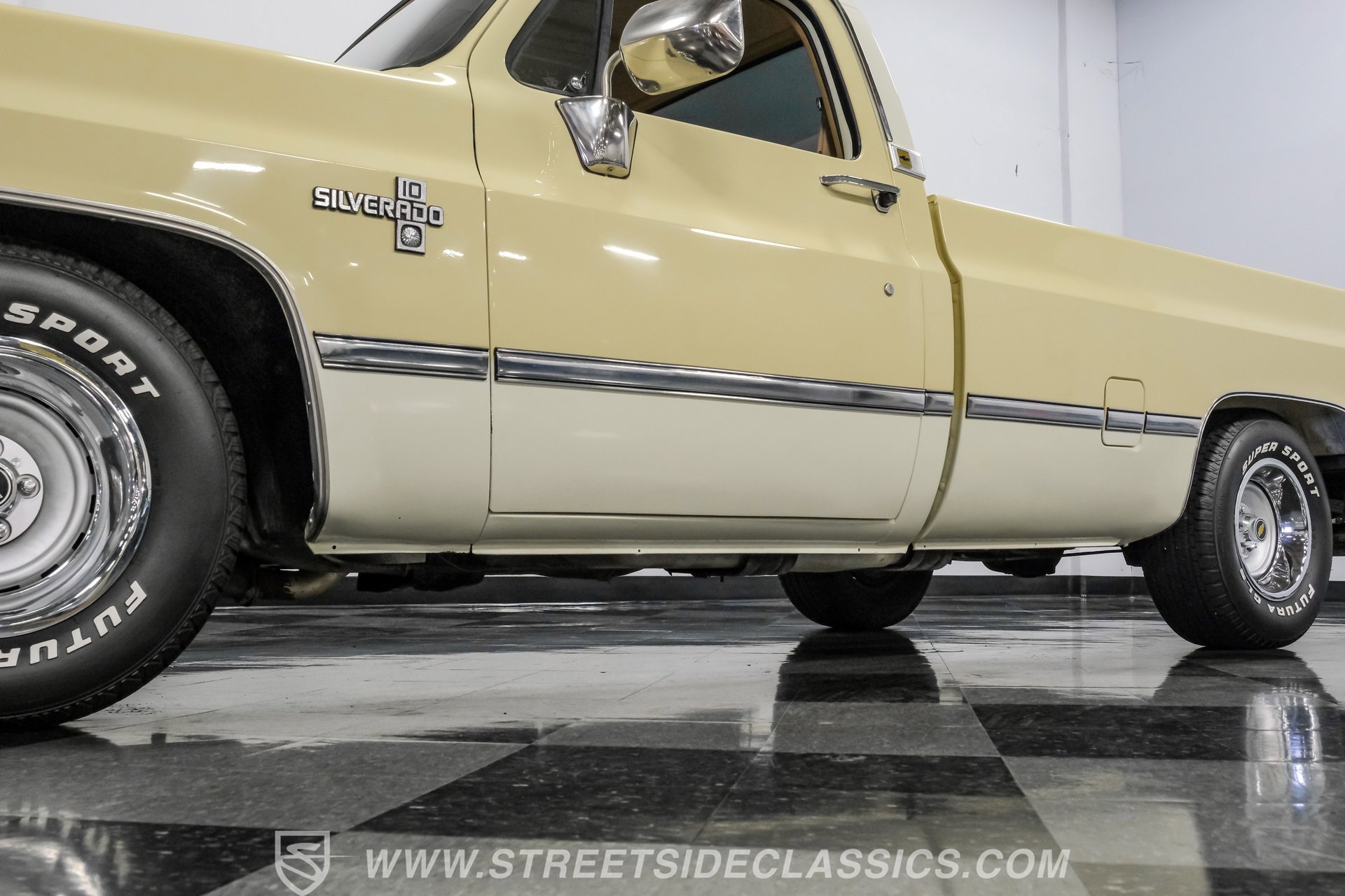 Used 1987 Chevrolet Silverado 1500 1500 RWD image 21