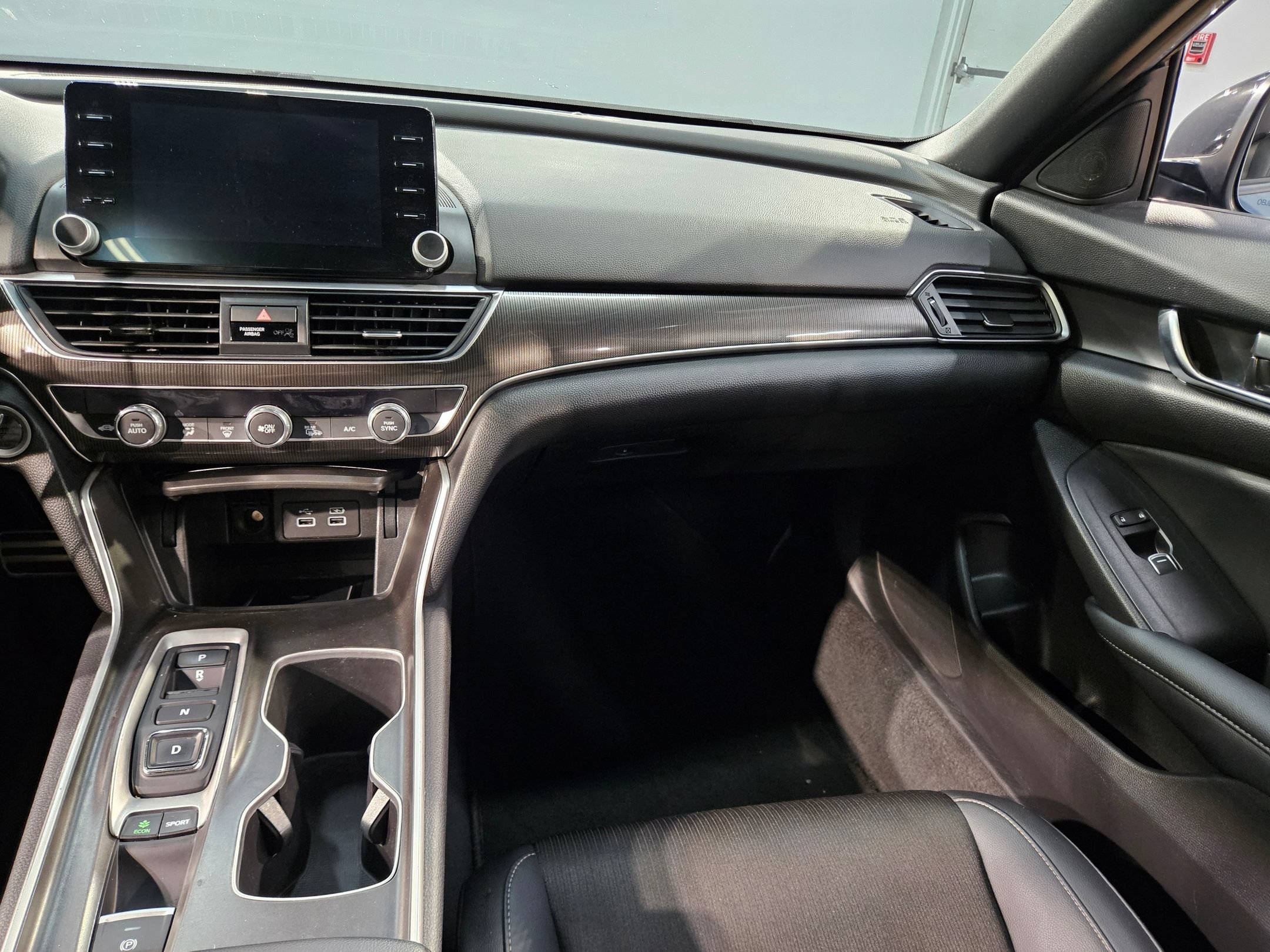 Used 2022 Honda Accord Sport image 11