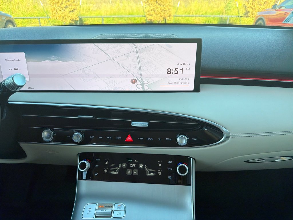 New 2027 Genesis GV70 2.5T Advanced AWD/4WD image 21