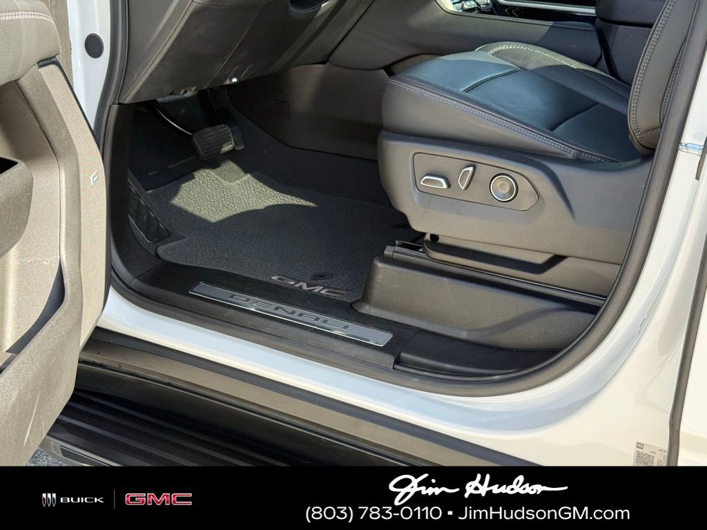 Used 2024 GMC Yukon Denali w/ Max Trailering Package image 24