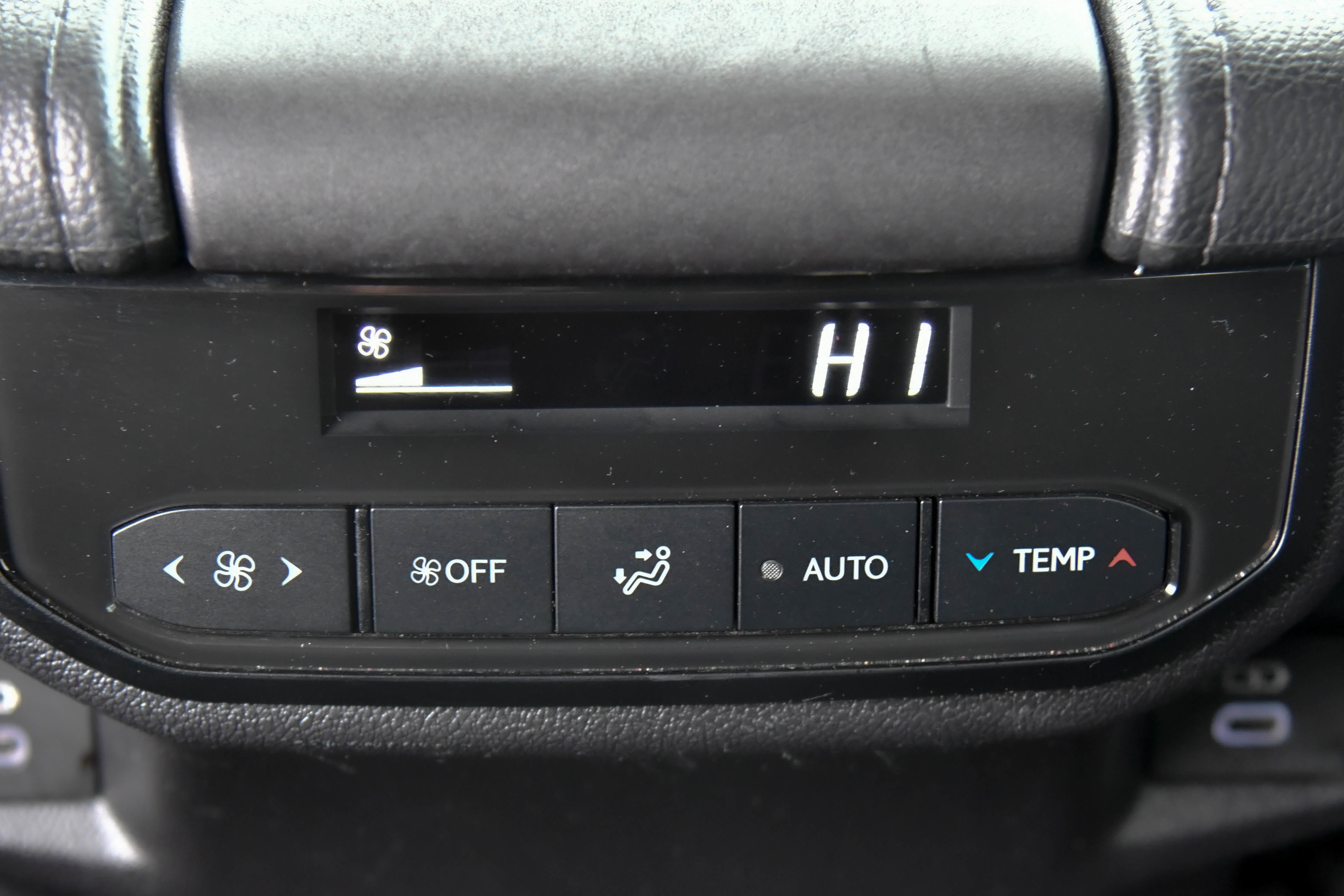 Used 2025 Toyota Grand Highlander AWD image 44