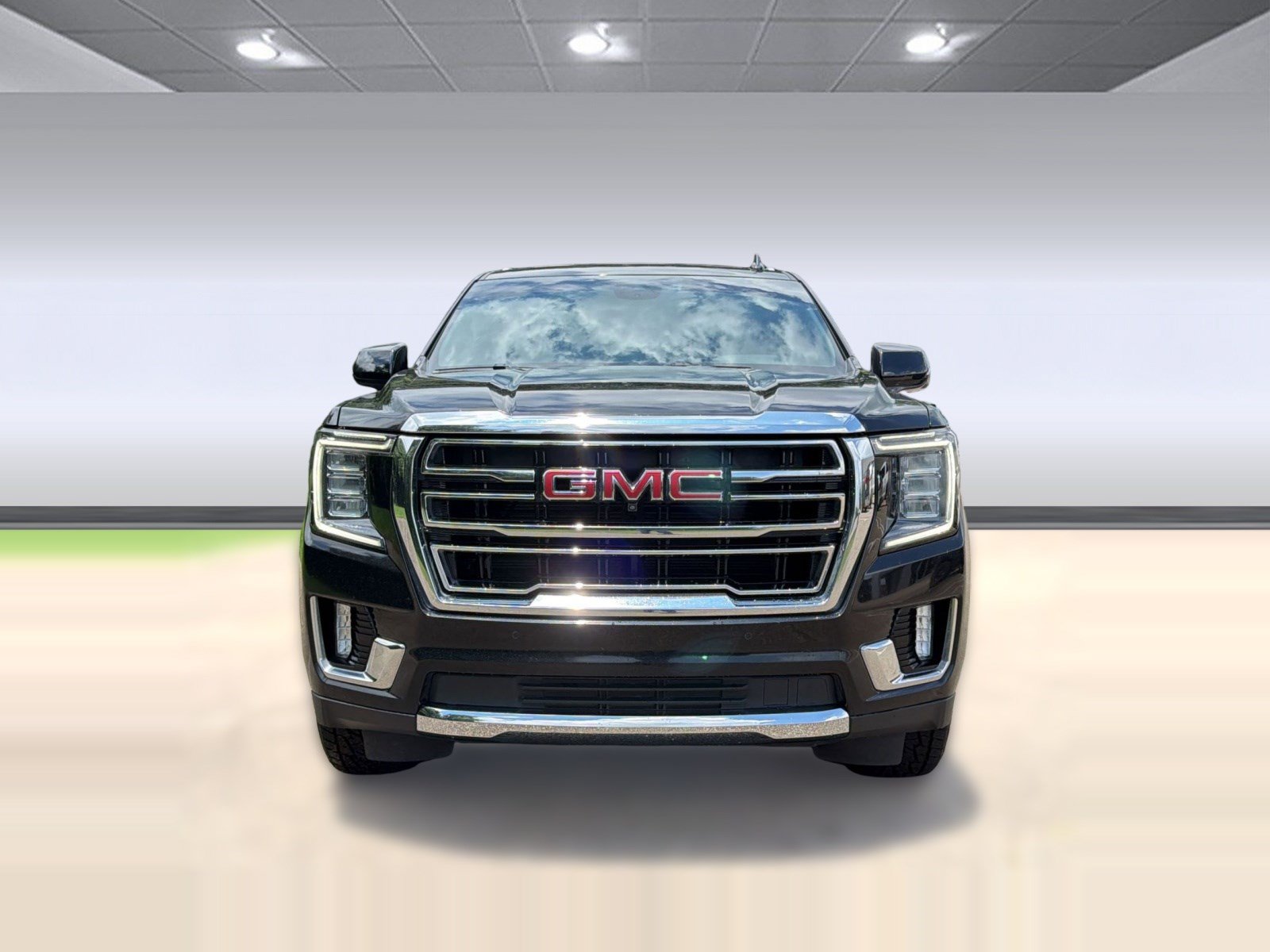 Used 2023 GMC Yukon SLT w/ SLT Luxury Package AWD/4WD image 6