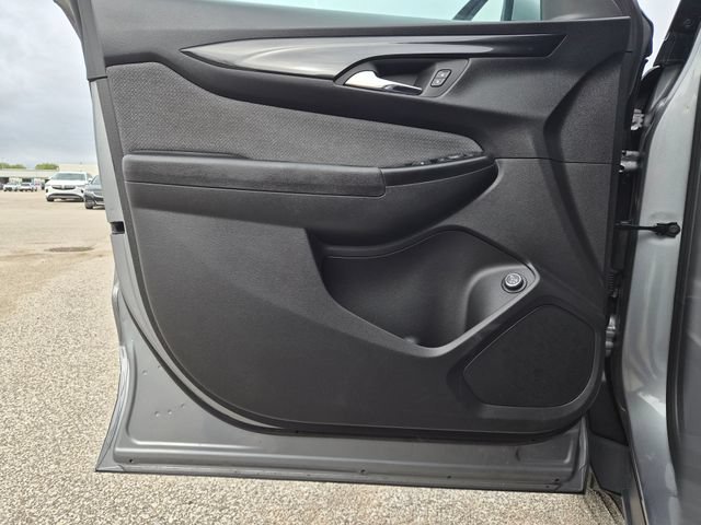 Used 2024 Chevrolet TrailBlazer LT w/ Convenience Package FWD image 13