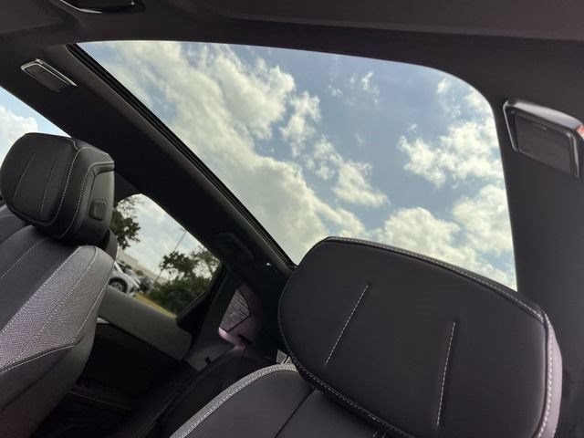 New 2026 Cadillac Optiq Luxury 1 RWD image 18