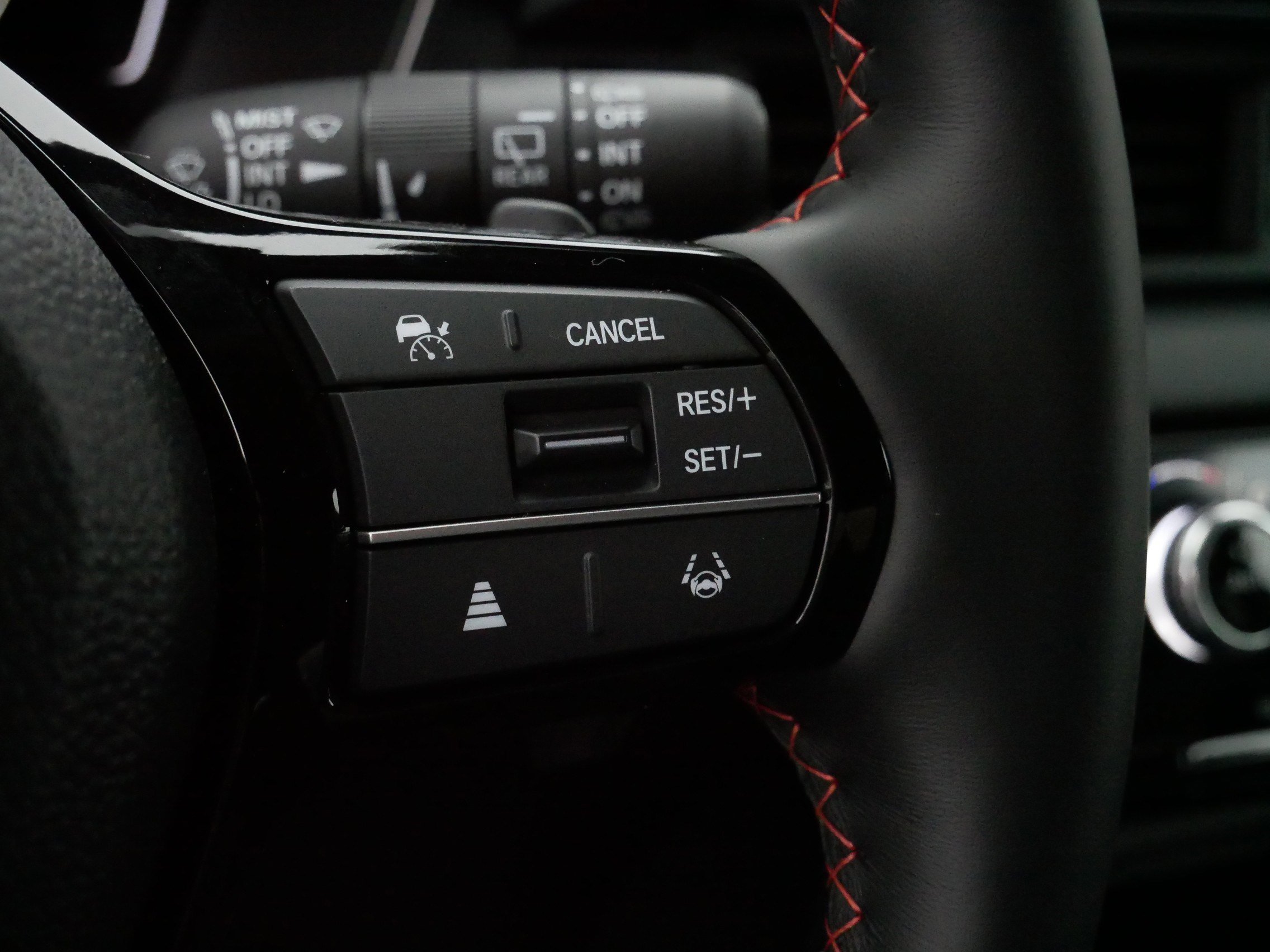 Certified 2025 Honda Pilot TrailSport image 25