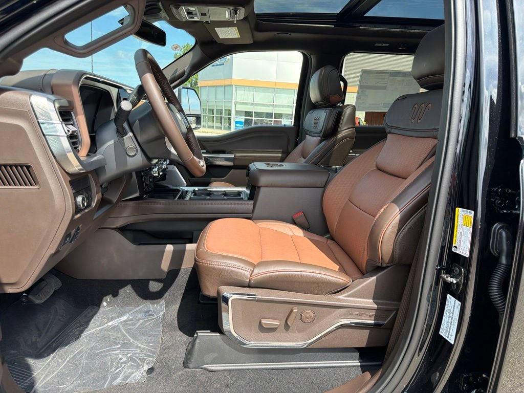 New 2026 Ford F350 King Ranch w/ Chrome Package AWD/4WD image 10