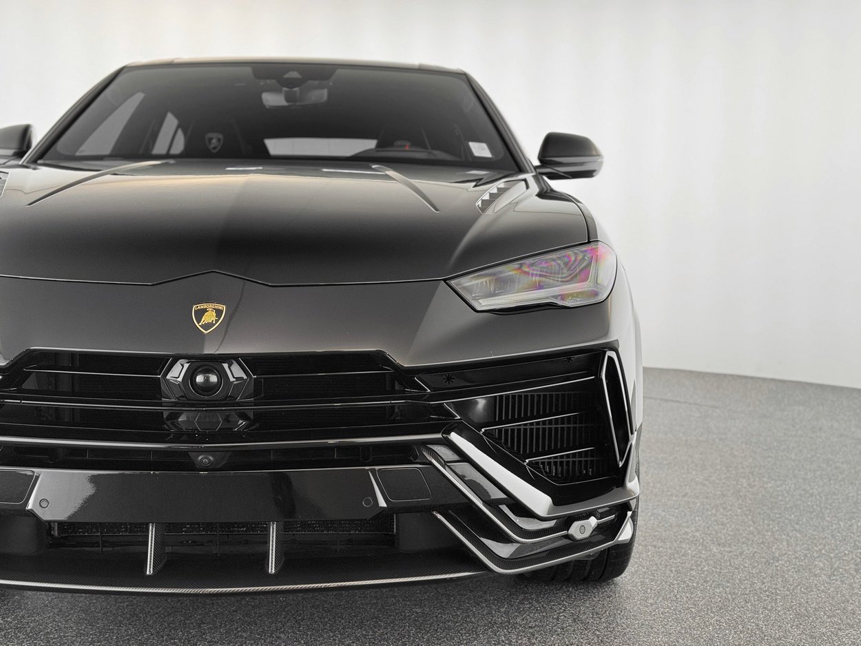 Used 2024 Lamborghini Urus Performante AWD/4WD image 37