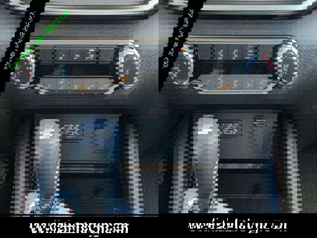 Used 2024 Nissan Altima 2.5 SR image 13