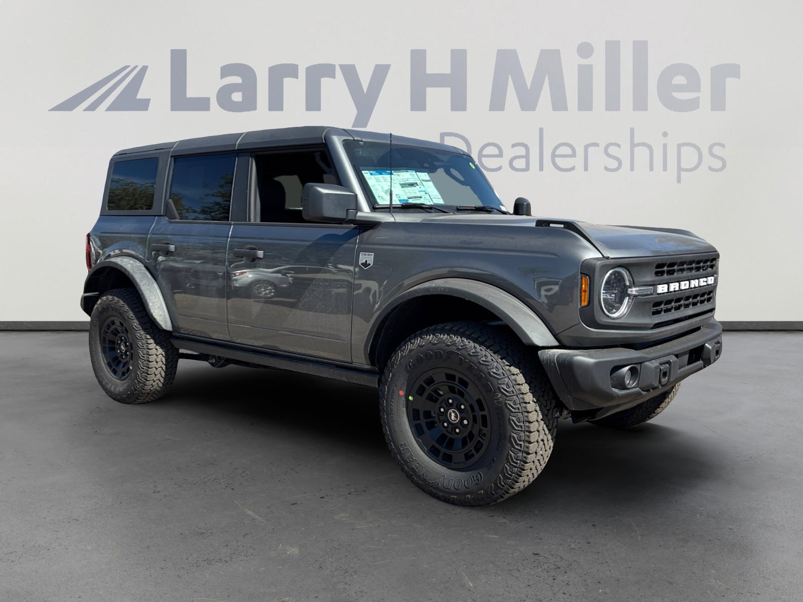 New 2026 Ford Bronco Big Bend w/ Black Diamond Package image 7