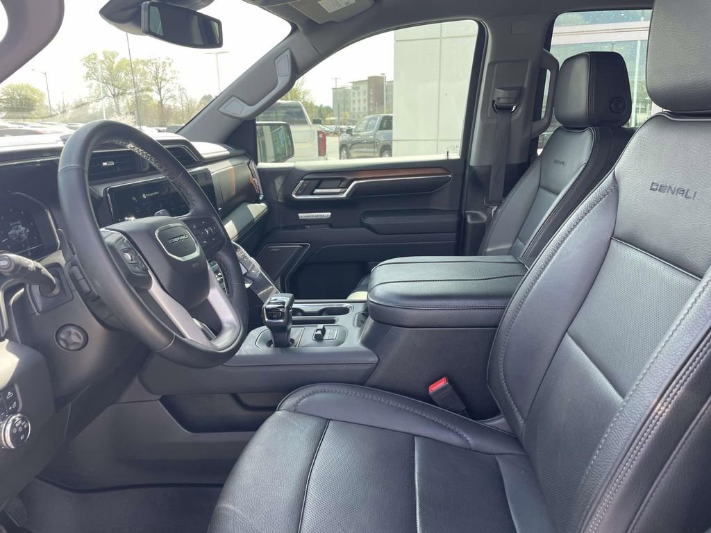 Used 2023 GMC Sierra 1500 Denali AWD/4WD image 13