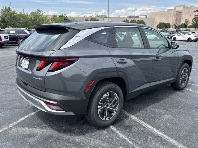 New 2026 Hyundai Tucson Blue SE AWD/4WD image 8