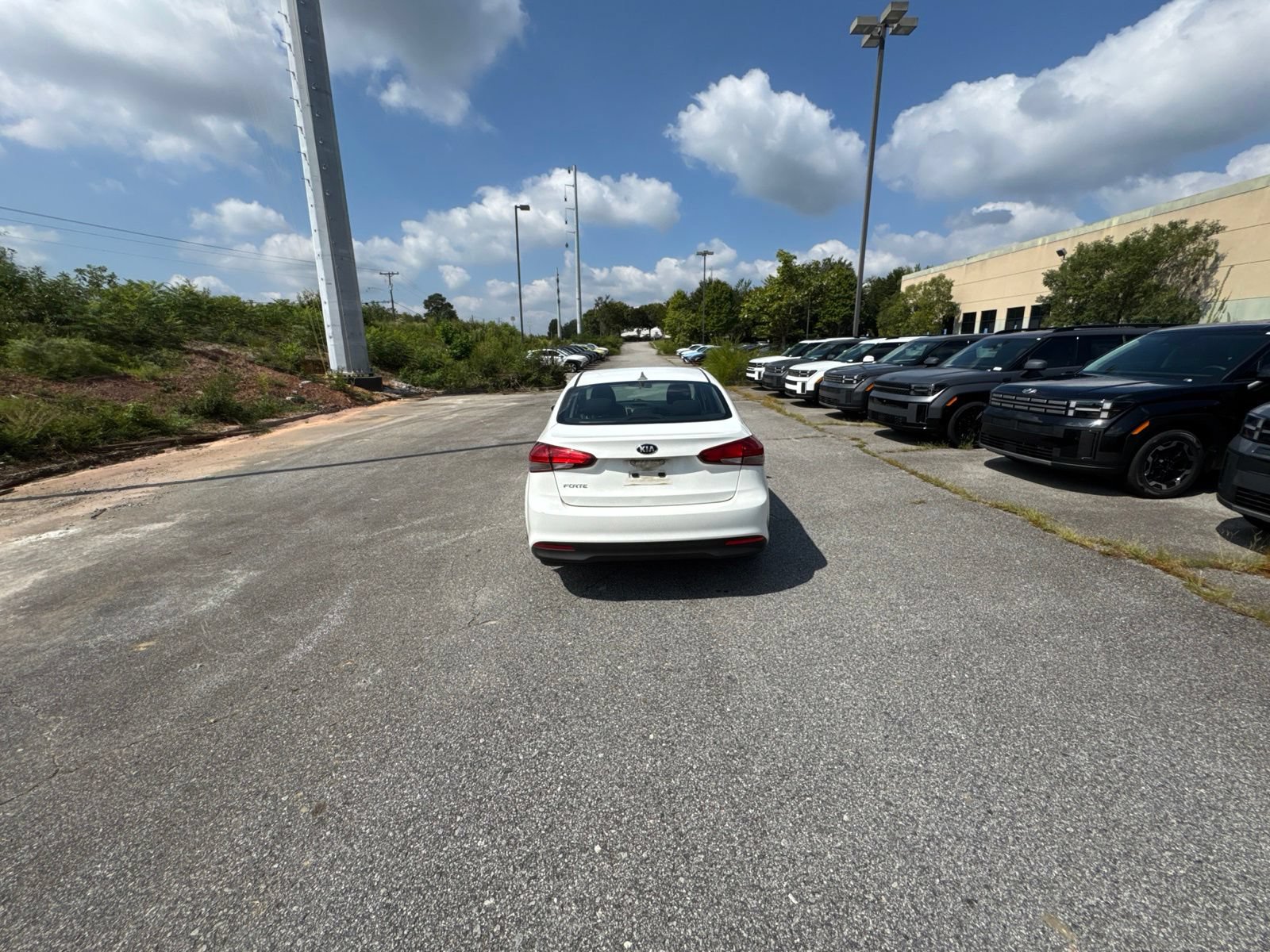 Used 2017 Kia Forte LX FWD image 10