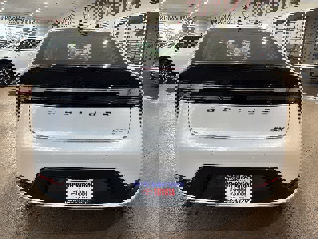 New 2026 Toyota Prius Plug-In Hybrid image 9