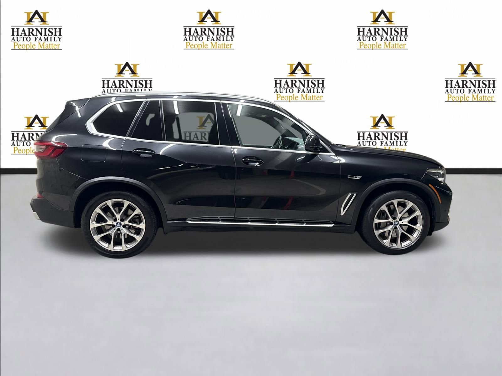 Used 2023 BMW X5 xDrive45e image 6