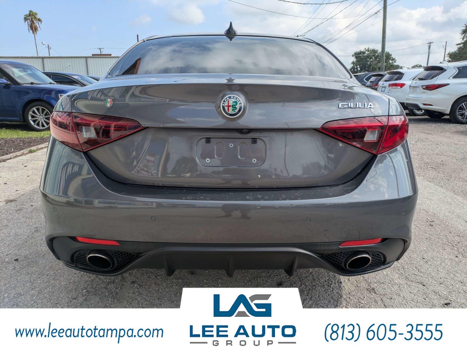 Used 2017 Alfa Romeo Giulia Ti w/ TI 19" Sport Package RWD image 4