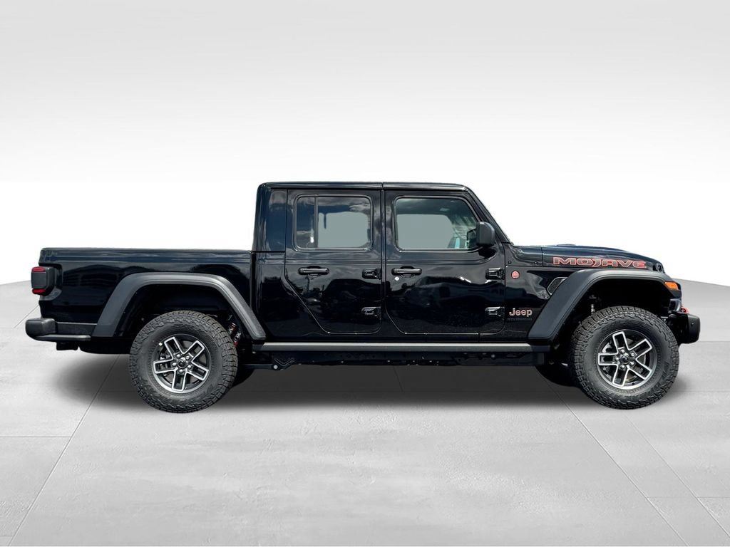 New 2026 Jeep Gladiator Mojave w/ Steel Bumper Group AWD/4WD image 8