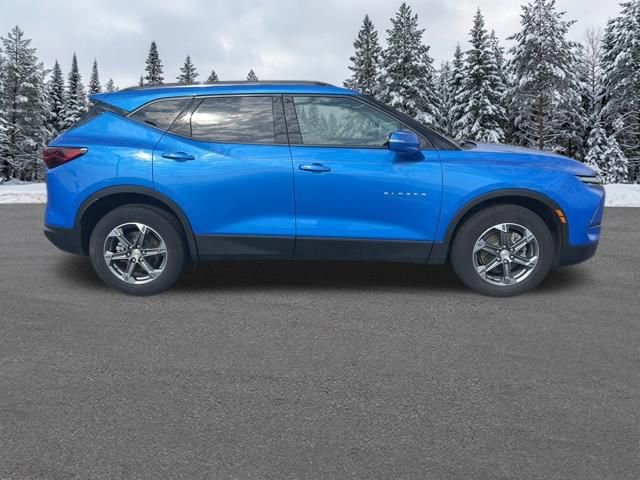 Used 2024 Chevrolet Blazer LT image 4