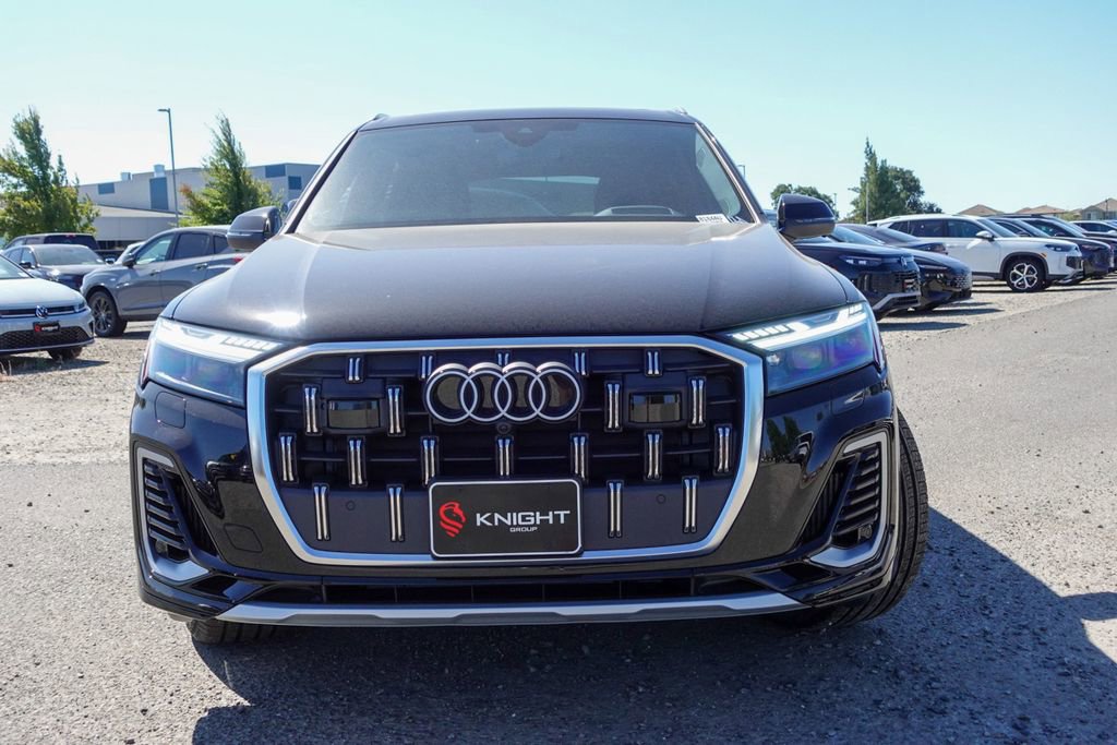 New 2025 Audi Q7 3.0T Prestige image 3