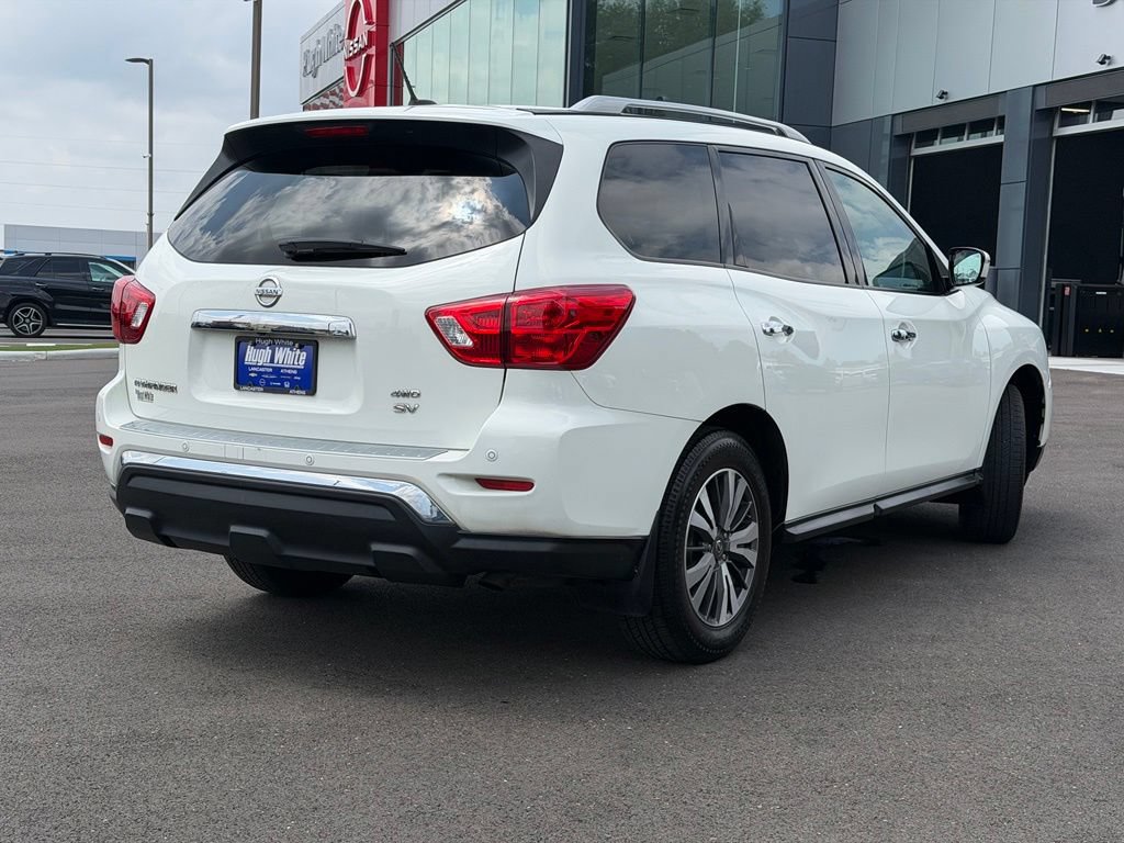 Used 2017 Nissan Pathfinder SV w/ SV Cold Weather Package AWD/4WD image 5