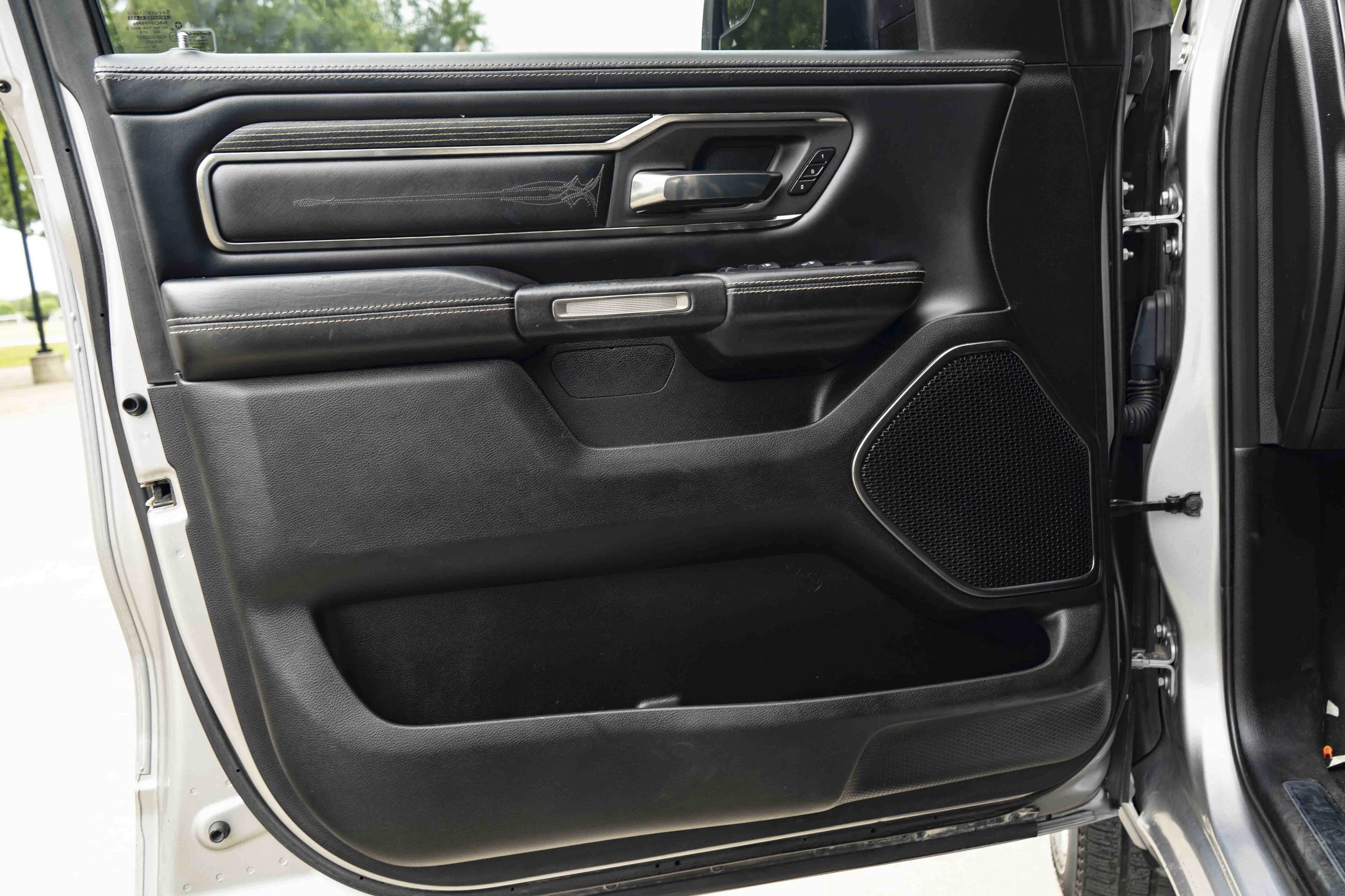 Used 2019 RAM 1500 Limited w/ Advanced Safety Group RWD image 38