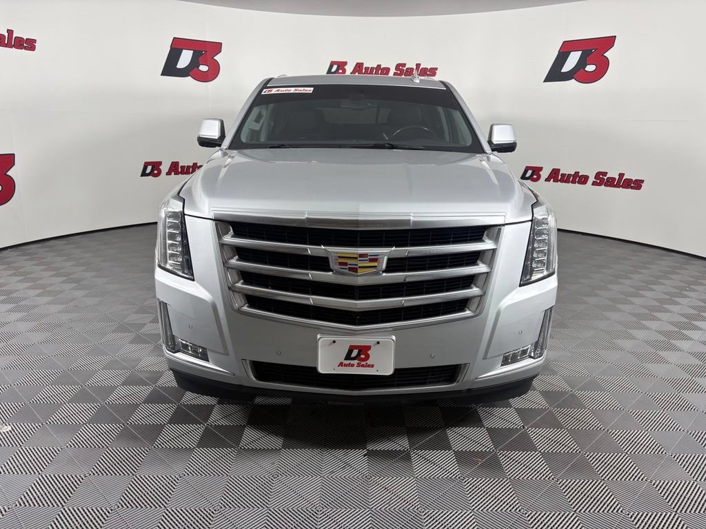 Used 2020 Cadillac Escalade 2WD image 9