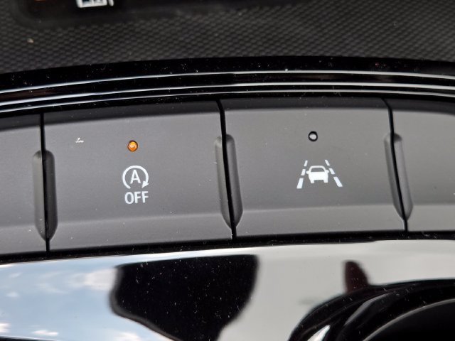 New 2026 Buick Envista Sport Touring w/ Convenience I Package FWD image 9