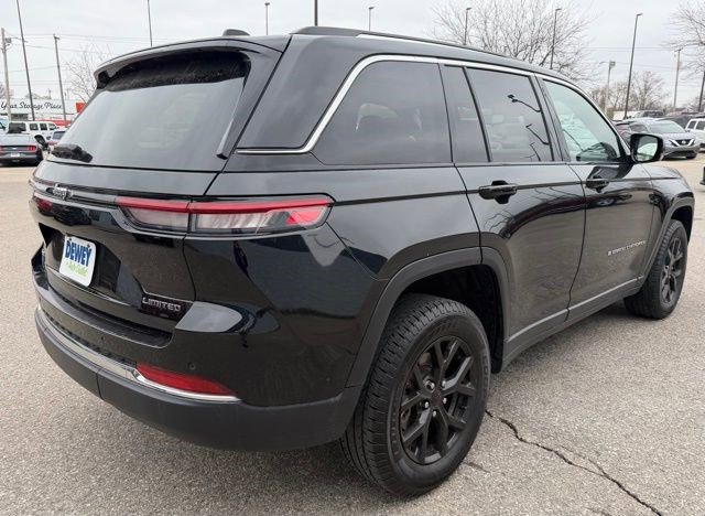 Used 2022 Jeep Grand Cherokee Limited AWD/4WD image 5