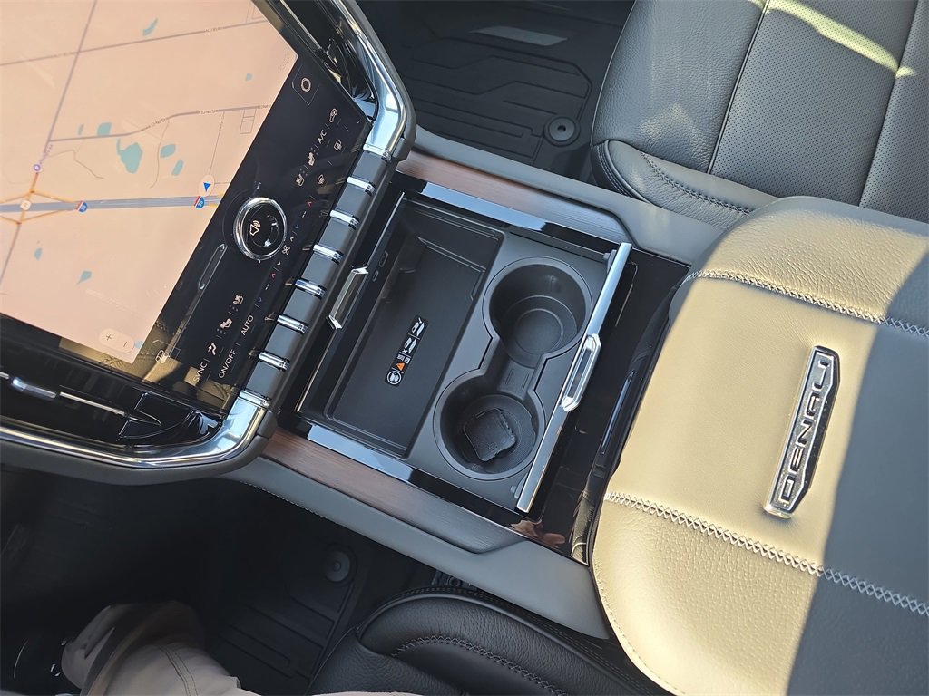 New 2026 GMC Yukon Denali w/ Sun & Power Step Package image 26