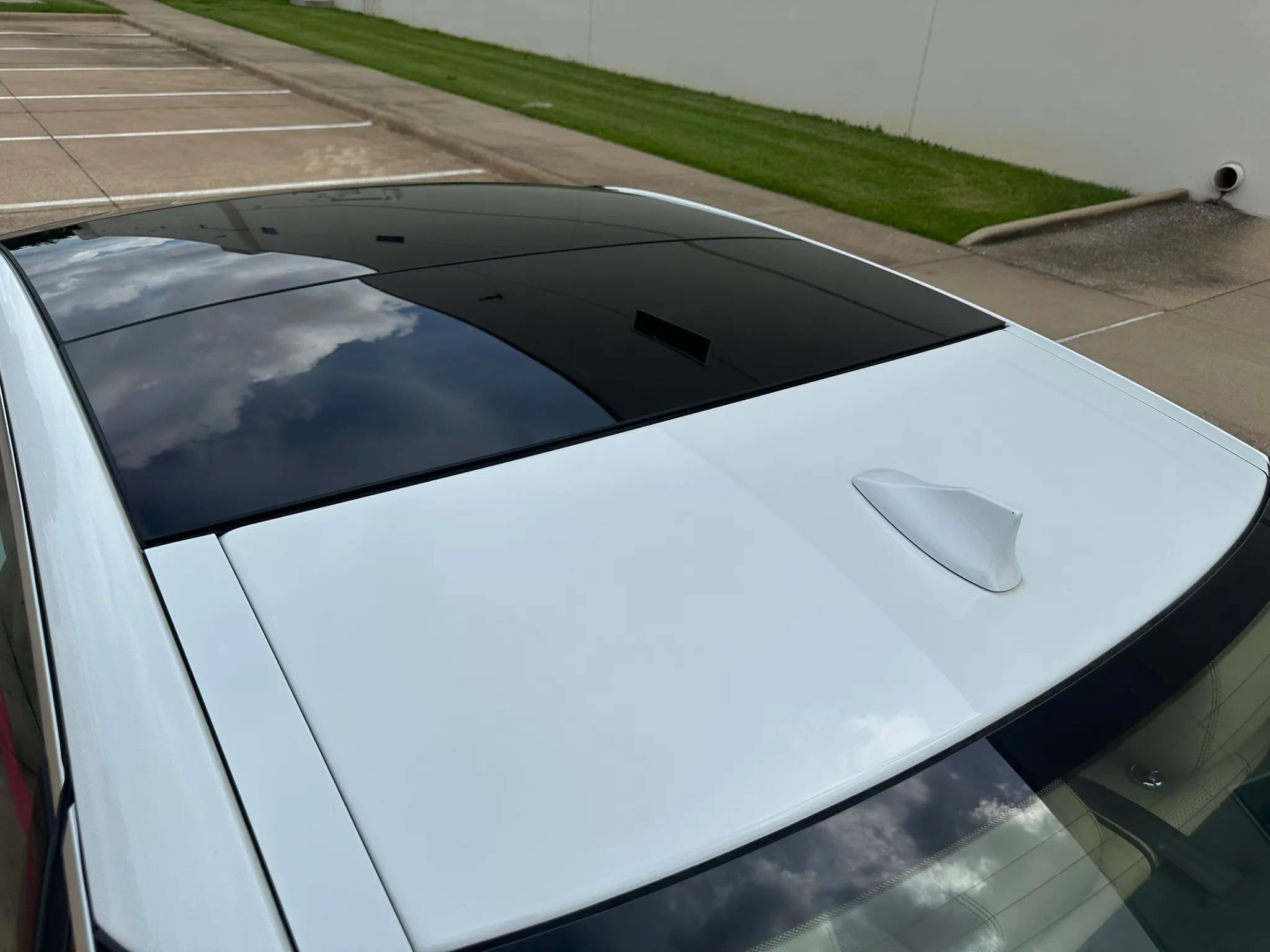 Used 2013 Jaguar XJ L Portfolio RWD image 14