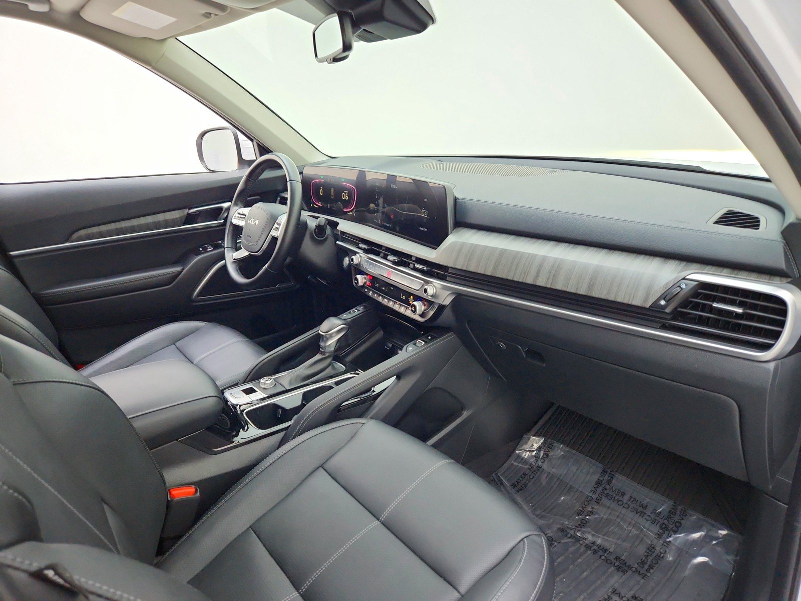 Used 2024 Kia Telluride EX FWD image 28