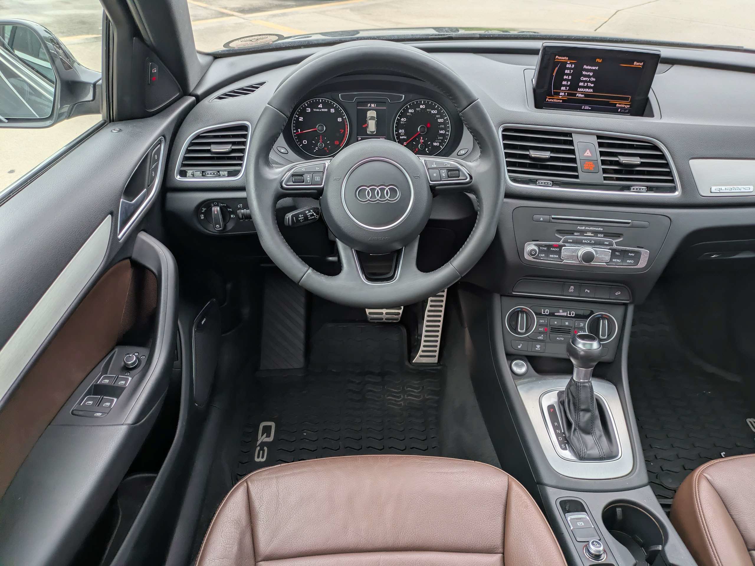 Used 2018 Audi Q3 2.0T Premium Plus AWD/4WD image 15