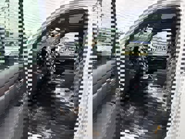 New 2026 GMC Sierra 2500 SLT w/ SLT Premium Package image 18