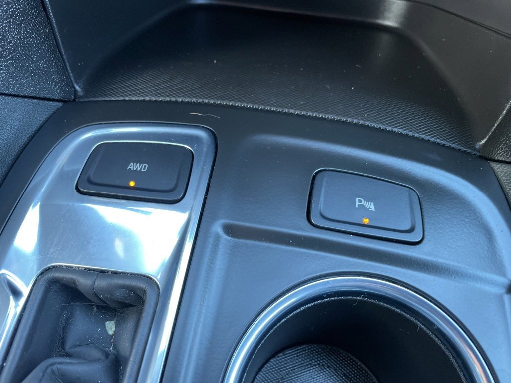 Used 2023 Chevrolet Equinox LT image 10