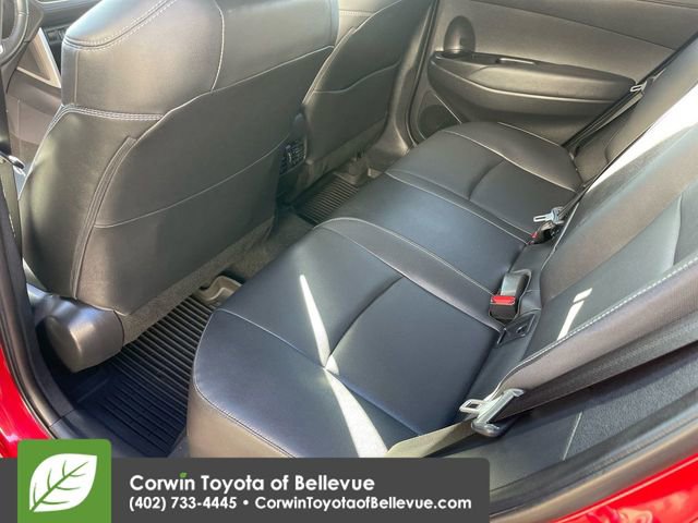 Certified 2022 Toyota Corolla Cross XLE image 22