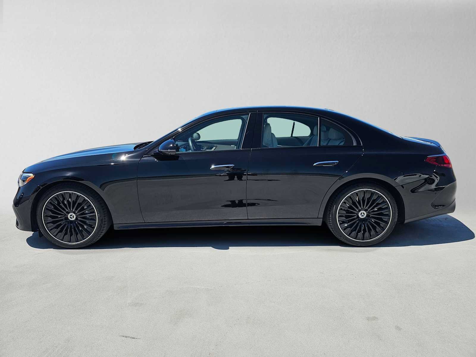 Used 2026 Mercedes-Benz E 450 4MATIC Sedan image 6