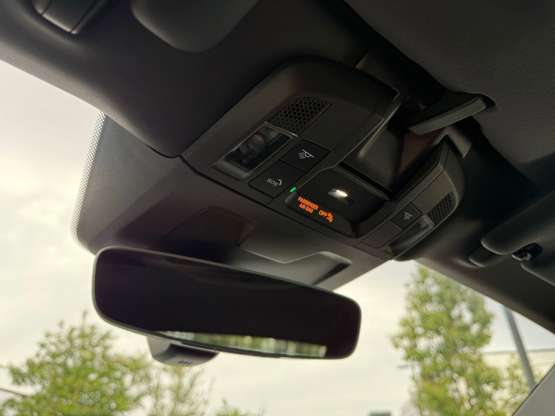 Used 2025 Porsche 911 Carrera image 17