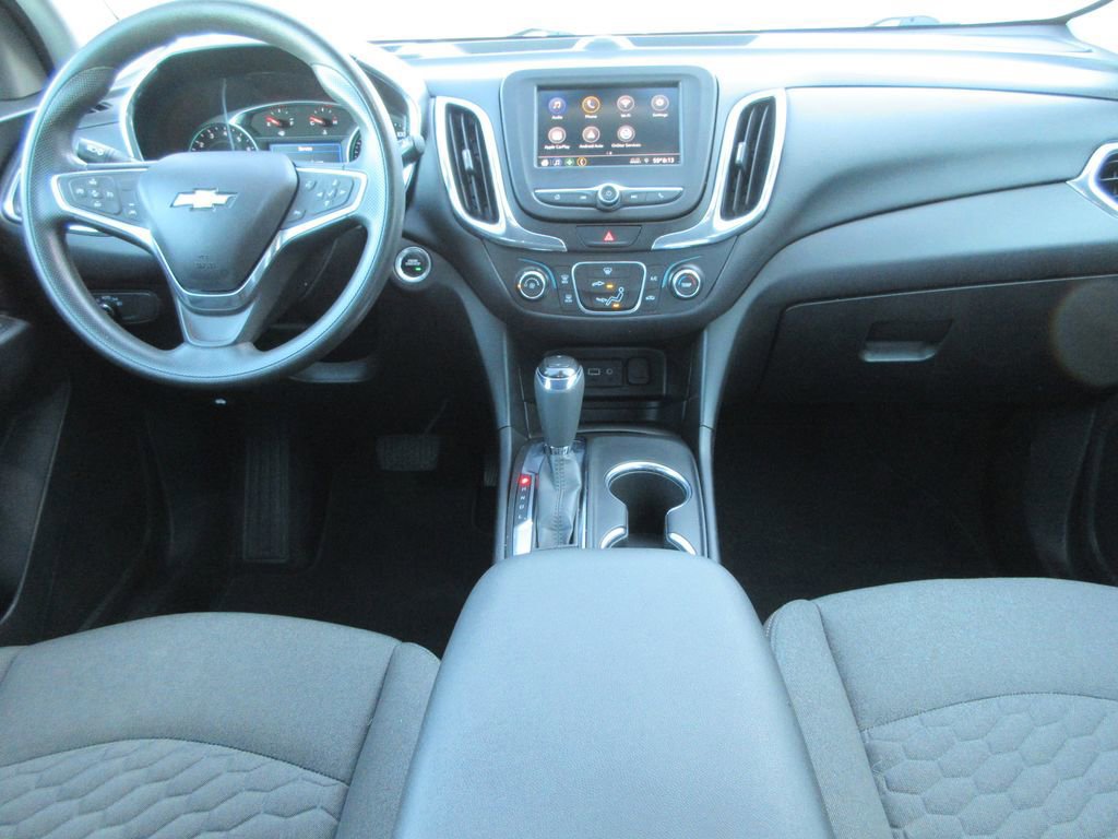 Used 2020 Chevrolet Equinox LT w/ LPO, Floor Liner Package image 15