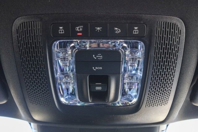 New 2025 Mercedes-Benz EQB 300 4MATIC image 16