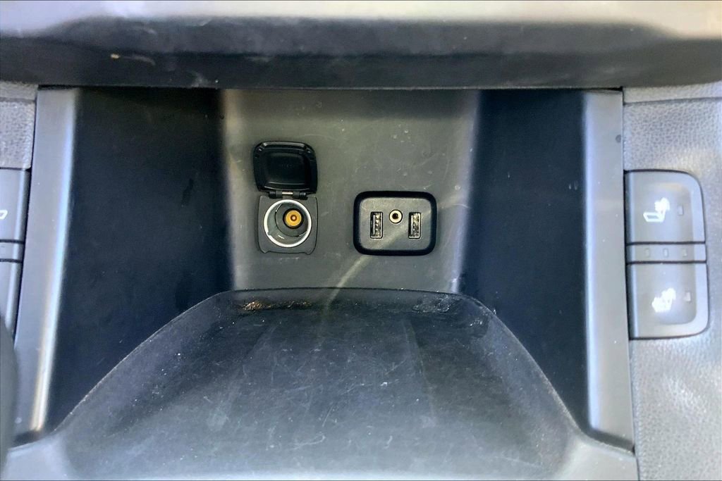 Used 2017 GMC Acadia SLT image 17