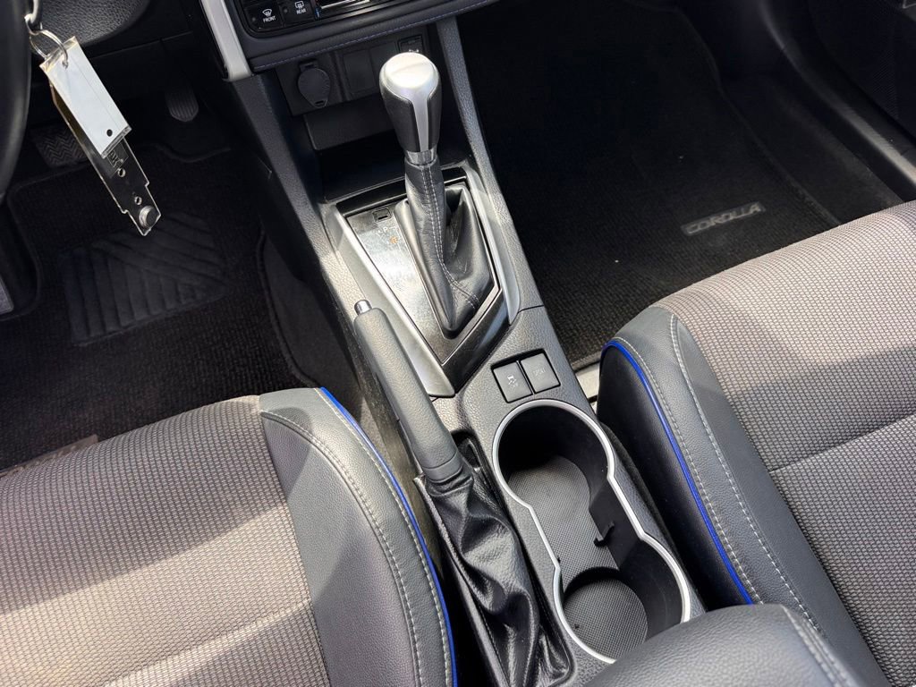 Used 2019 Toyota Corolla SE FWD image 18