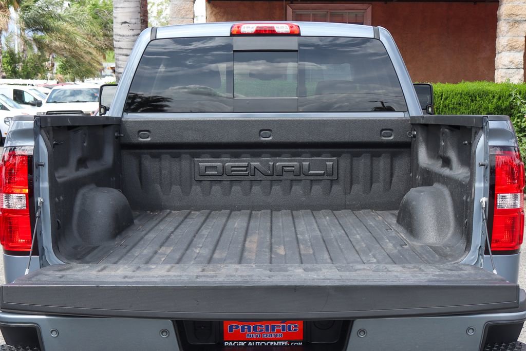 Used 2016 GMC Sierra 2500 Denali w/ Duramax Plus Package image 8
