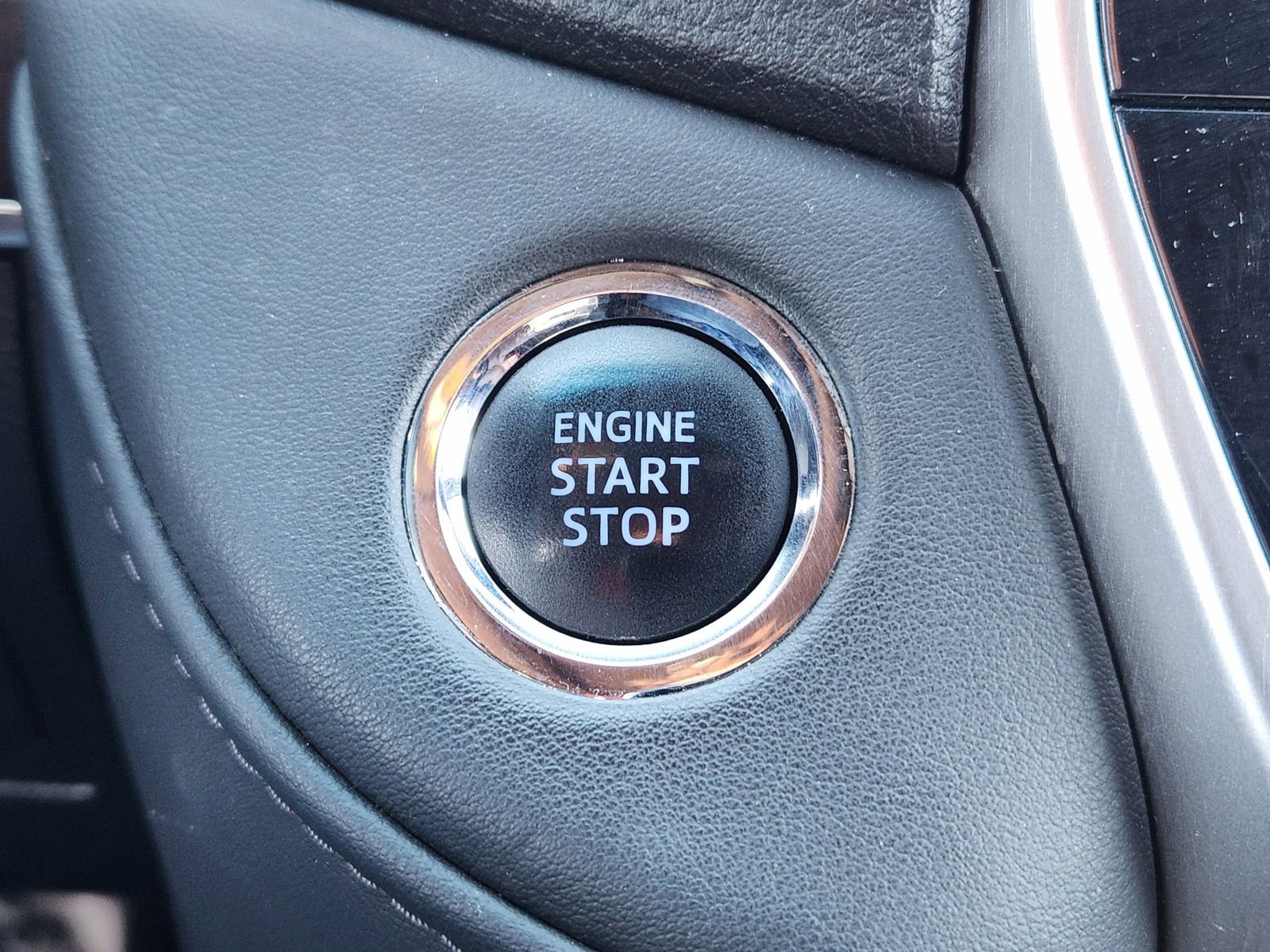 Used 2021 Toyota Land Cruiser image 24