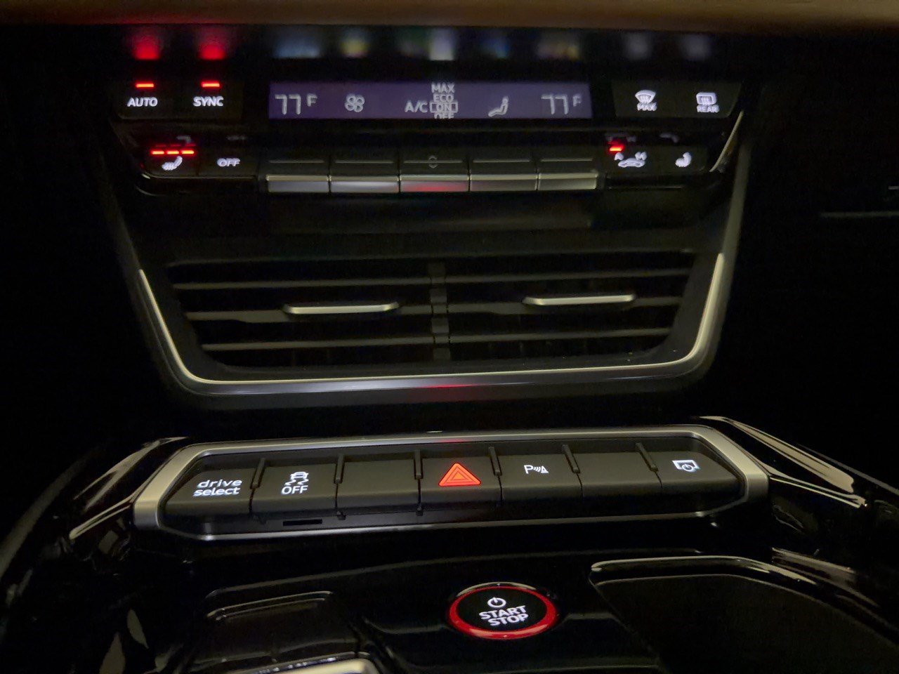Certified 2023 Audi e-tron GT Premium Plus AWD/4WD image 22