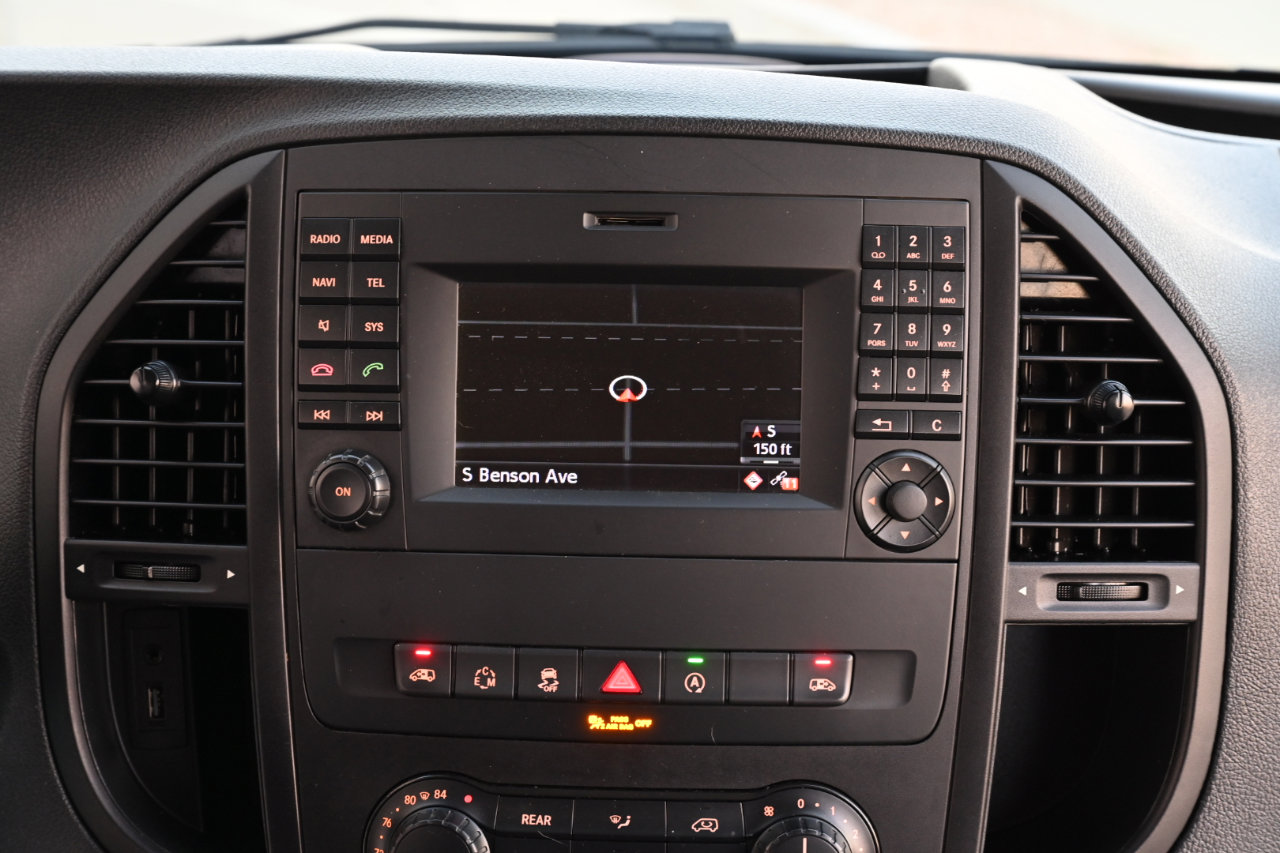 Used 2018 Mercedes-Benz Metris Passenger image 15