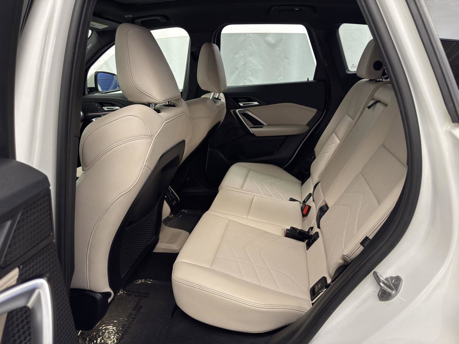 Used 2023 BMW X1 xDrive28i image 17