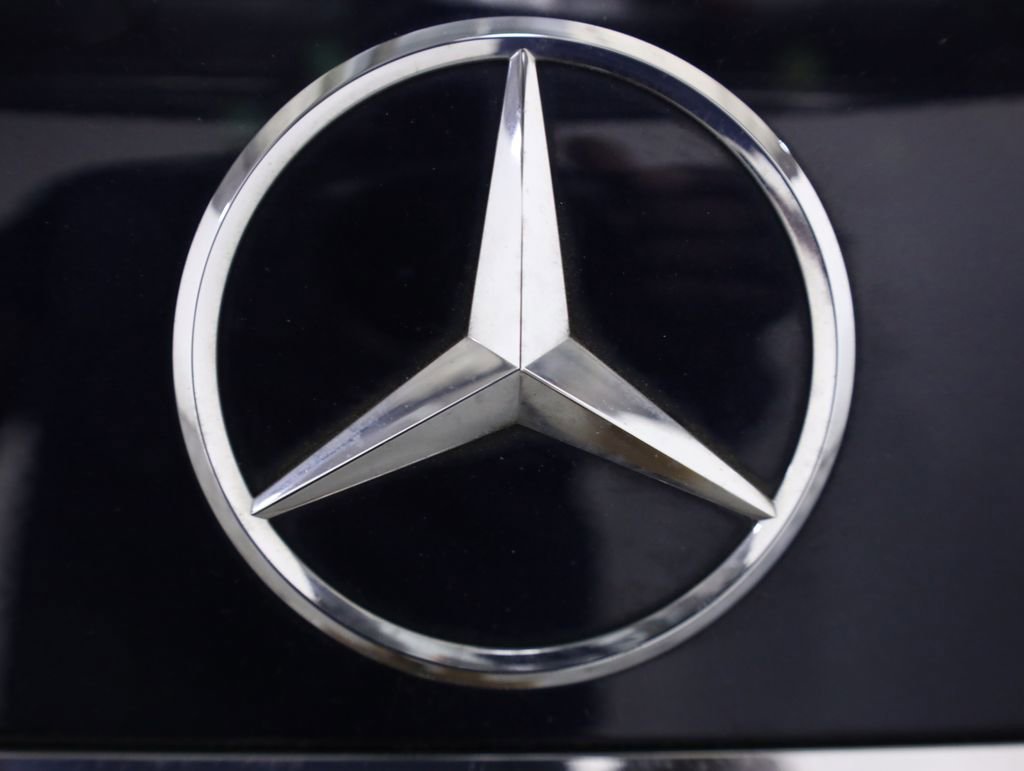Used 2020 Mercedes-Benz E 350 4MATIC Sedan image 44
