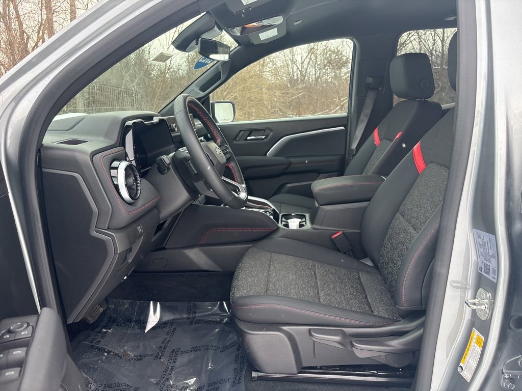 Used 2023 Chevrolet Colorado Z71 w/ Advanced Trailering Package image 2